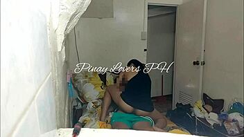 We got drunk and I accidentally fucked my friend, surprised her with a creampie inside.