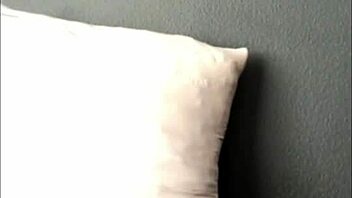 oh gosh, this ebony teen 18+ with big boobs squirts using dildo solo... so wet!