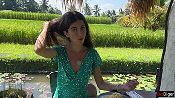 Oh Wow, Cumwalk In Public Cafe While Eating Pasta Carbonara With Fresh Sperm All Over My Face!