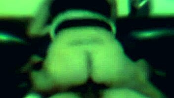 Putivecina gives ass to lover until milking him