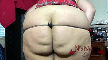 Wanna jerk off to my big Latina ass shaking just for you?