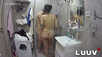 i caught tattooed alice joining her boyfriend in the shower on webcam