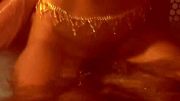 hey exotic indian couple shows erotic massage and oral love making skills