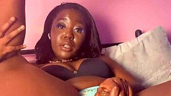 Pretty babe dances in casting interview.