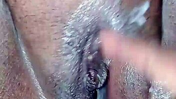 Pussy Adds Ice Cream Before Eating