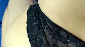 i'm touchin myself with a nice paja, big tits bouncin, when my man arrives to eat my fat colombian ass yum.