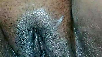 Pussy Adds Ice Cream Before Eating