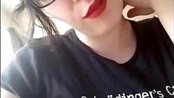 hey, wanna join this anal slut in a nonnude sexting session with mistress vibes? 🔥🍑