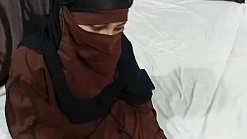hot horny muslim girl got fucked by her stepbrother on bed lifting hijab