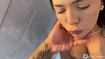 peguei a rabuda da academia no closet do quarto antes do treino com boquete e creampie