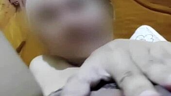 hey, ever seen a leaked video call with hot filipina aprile getting off with handjob and orgasm in bedroom?