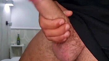 Hey, check out this Italian guy's solo performance with some fun commentary and moves!