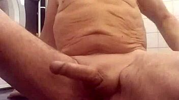 hey check out chris's homemade cam show featuring his bathing and shower routine in detail