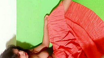 Amateur milf deepthroat blowjob ends with cumshot in mouth