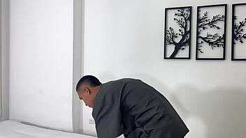 big titted blonde gets very horny with her masseur during the session - thi4go