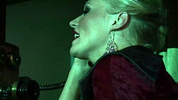 i-i'm natalia faith fingering my tight ass with dildo toys