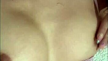 Mira que rica lenceria me regala un fan quieres ver que rico me masturbo