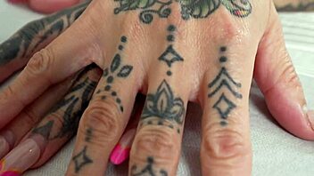 oh wow, can you believe this creampie for that sexy hot milf?!