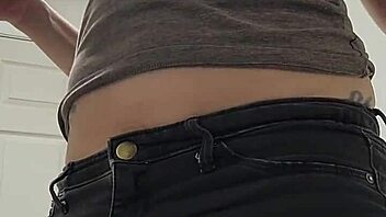 smack smack smack... why does my ass need more spanking like this?