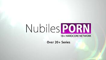 WOW! BRITT BLAIR LURES GUY INTO HER QUIVERING PUSSY TRAP FOR CREAMPIE CUMSHOT!