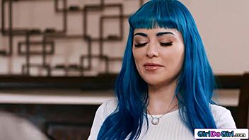 Vill ha svart rumskompis som sprutar över mig nu