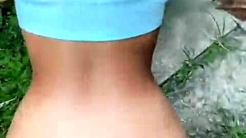 My neighbor waits at my door with his big cock ready for deepthroat doggystyle action and cumshot finish 😏🍆