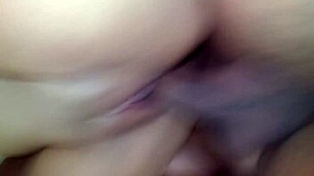 Hotwife gets roughly fucked and creampied with legs up by BBC without condom 😈🍆