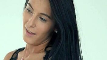 i watch this teen receive wild fun with her fingers in solo masturbation play