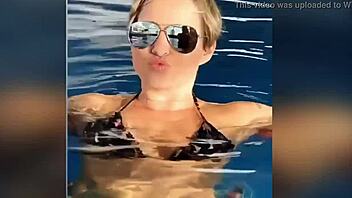 pensa de tem algo mais gostoso que isso 😏 esposa tomando leitinho na boca