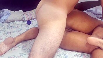 Las morenas brasileñas son las mejores para darles por el culo con culos grandes y adictas al anal?