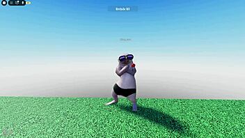 Novinho pauzudo tarado dancing polidance to sounds of hot safada moaning