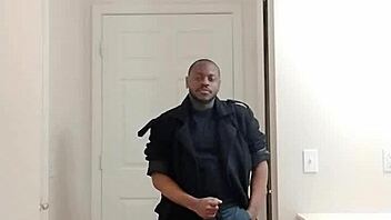 i just got home from work and im gettin ready to fantasize bout my girlfriend wife with that dry feelin masturbation and slow moist cum 3