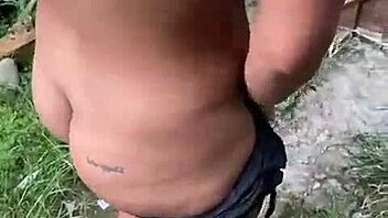 My neighbor waits at my door with his big cock ready for deepthroat doggystyle action and cumshot finish 😏🍆