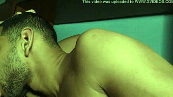 Amateur Latina Gets So Horny on Private Cam She Offers Up Her Tight Ass