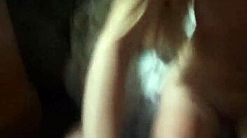 tennyhole young 18+ blonde gives powerful blowjob