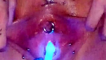 Amateur beauty with big natural tits trains her body in winter special show