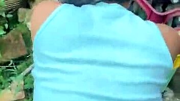 My neighbor waits at my door with his big cock ready for deepthroat doggystyle action and cumshot finish 😏🍆