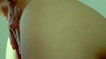 Teen sluts, why not lick this milf's wet hairy pussy in hot 3some with face sitting?