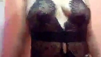 Chubby Amateur Mexican Housewife Aurora Estelar Displays Curvy Solo Masturbation In Home Bathroom