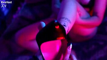 Teasing lesbian foot fetish with Rotten Venus and Nath full