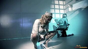 blonde hottie gets off watching a wild chick bang two guys hard