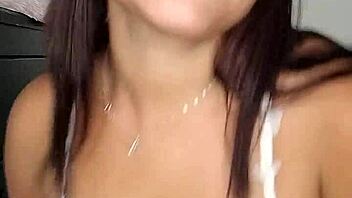 Let me seduce you to fuck hard.