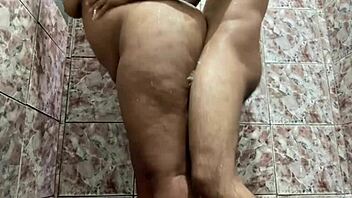 I invited my neighbor for a bath but he ended up fucking my big pussy and ass