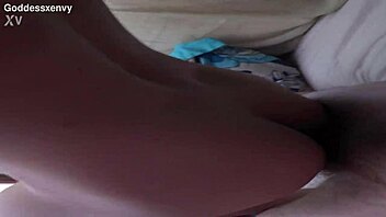 Dream gf wakes him up with rough quickie pounding and orgasm 😈🍑🔥