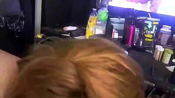 Kandy Kane the sexy Sri Lankan slut 😏