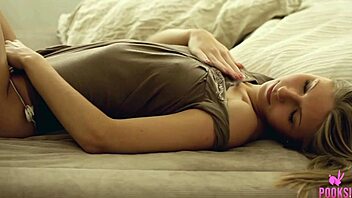 roxana u discovers blissful sensations exploring deeply in her private intimate zone during solo session