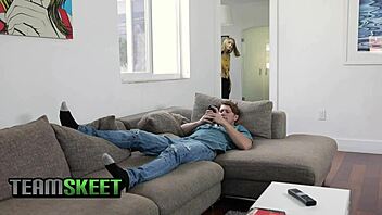 hey, alicia williams gets her slim waist snatch pounded hard!