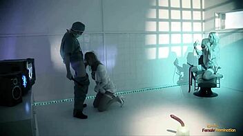 blonde hottie gets off watching a wild chick bang two guys hard