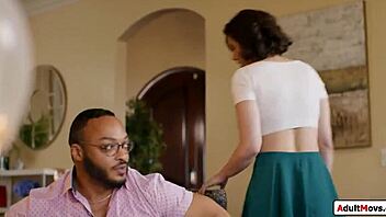 this party fucking sucks so anal n dp me