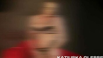 Katiuska Glesse Sexy Brazilian Blonde Milf Masturbates